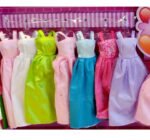 Muñeca Poppi Doll Kiara Princesa Articulada Con 12 Vestidos Y Accesorios - Imagen 3