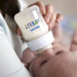 Mamadera Clasica+ Philips Avent Scf560/19 125 Ml Color Blanco Clasic - Imagen 7