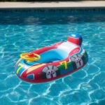 Auto Inflable Explorer Fan Con Volante Para Niños 60 Cm - Imagen 2