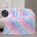 Manta Frazada Luminosa Soft Brilla En Oscuridad 1 1/2 Plaza Color Unicornio Arcoiris Diseño De La Tela Estampado
