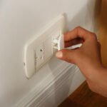 Tapa Protector De Enchufes Loopi Seguridad 8731 - 2 Unidades - Imagen 2